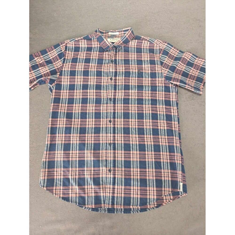 Ezekiel Men’s Large Plaid Short Sleeve Button Up Shirt Blue Pink Casual